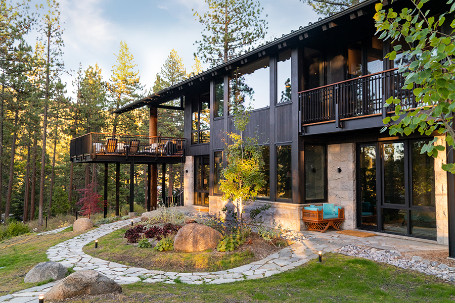 Contemporary Tahoe Mountain residence in Glenbrook